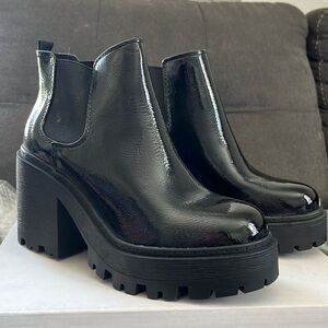 NEW Soda Brand Chelsea Bootie in Black PU Leather, Size 7.5